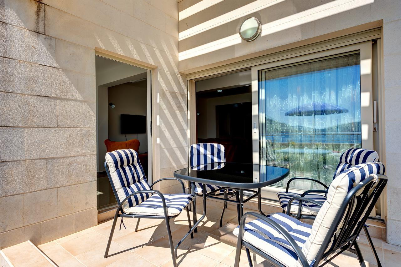 טיווט Apartments Villa Adriatic מראה חיצוני תמונה